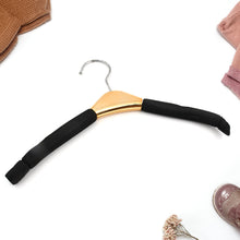 Solid Sponge Hanger Non-Slip Hanger Home No Trace Clothes Hanging Pants Clip Clothing Store Hangers, Clothes Hanger for Closet Wedding Dress Women, Men, Children Clothing (1 Pc)